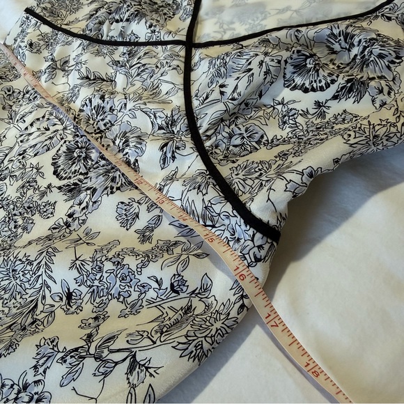 LOFT 90s Silk Babydoll Floral MIDI Dress Sz 6 Black White Blue Flowy Fairy Y2K - Picture 11 of 12